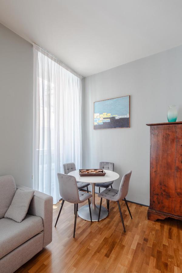 Fontanella Borghese Elegant & Beautiful Apartment Rom Exteriör bild
